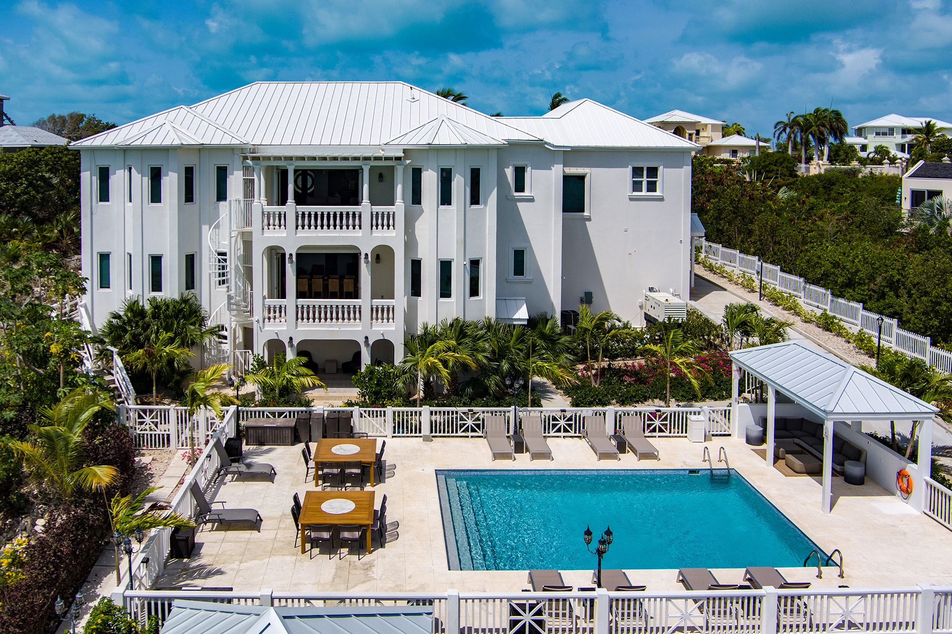 Blue Island Villa pool and house view