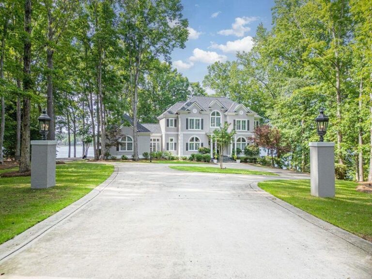 Exterior View of the Lakeside Home on Lake Oconee, Georgia