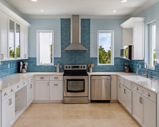 Blue Island Villa kitchen with beautiful blue tile backsplash