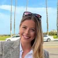 Travel Specialist Cecilia - photograph