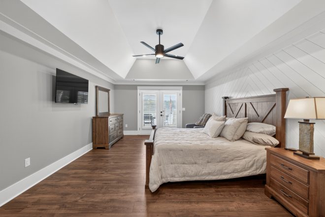 Magnolia Lakehouse bedroom1a