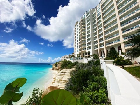 Sint-Maarten-Cliff-Residence