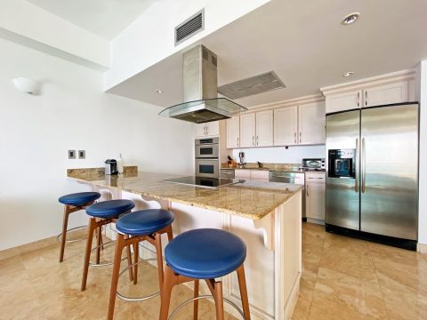 Sint-Maarten-Kitchen2
